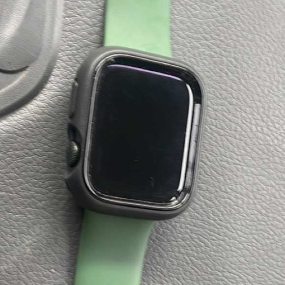 Like new Apple Watch Series 7 WiFi only 45mm. - Picture 2 of 2